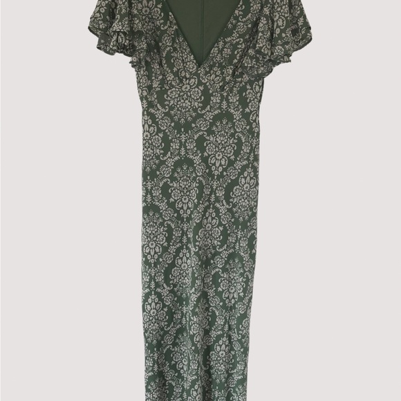 Abercrombie & Fitch Dresses & Skirts - Abercrombie & Fitch Ruffle Sleeve Slip Dress